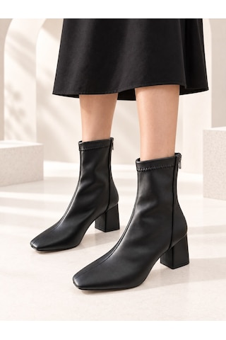 Dabab Shoes Azra Kadın Siyah Streç Cilt Kare Burun Arka Fermuarlı 6 Cm Kalın Topuklu Bot Bootie Dabab Shoes Azra Kadın Siyah Streç Cilt Kare Burun Arka Fermuarlı 6 Cm Kalın Topuklu Bot Bootie