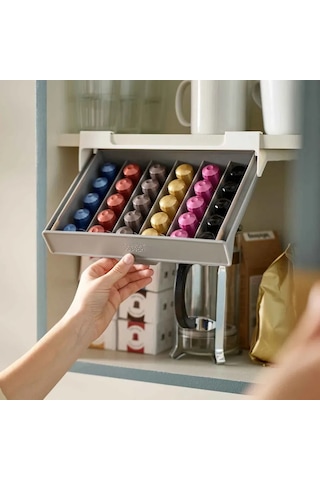 Konesam 30 Nespresso Kapsülü Depolayan Çekmeceli Mutfak Raf Altı Tutucu - 3m Band İle Kolay Kurulum, Dayanıklı Tasarım Bej