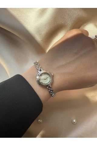 Retro Minimal Hasır Kordon Vintage Kadın Kol Saati Gümüş