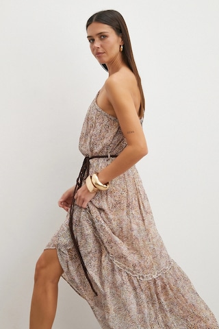 Uterpe One Shoulder Tiered Dress Pembe