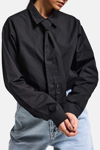 it's basic Kadın Siyah Oversize Kravat Detaylı Özel Tasarım Bol Kesim Gömlek