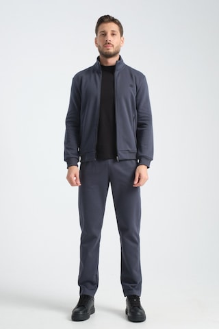 Shooter Sportswear Erkek Kışlık Eşofman Takımı Thermosoft Teknolojisi İçi Kuzu Görünümlü Regular Kalıp Minimal Logo Kapüşonlu Duman Gri