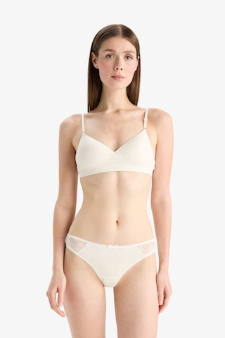 DeFacto Dantel Detaylı 3'lü Tanga-Fall in Love E7669AX25SPPN681