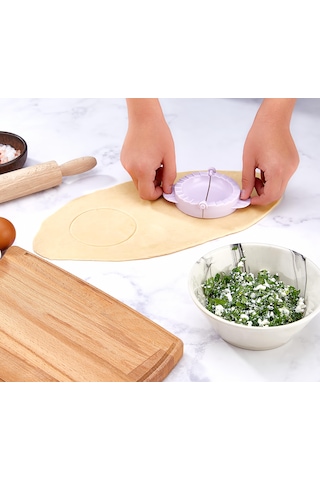 Pratik Ravioli Poğaça Çiğ Börek Mantı Kurabiye Kalıbı Plastik Beyaz