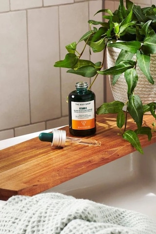 The Body Shop Vitamin C Aydınlatıcı Konsantre Serum 30 ML