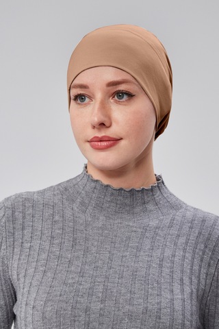 Kadın Tesettür Hazır Pratik Geçmeli Bone Lastikli Kaymaz Sütlü Kahve Sütlü Kahverengi