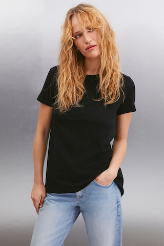 Grimelange Samantha Kadın %100 Organik Pamuklu Comfort Fit Arkası Uzun Basic Örme Siyah T-shirt Siyah
