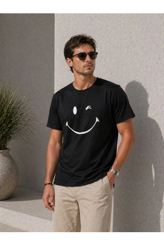 Novalisse Erkek Minimal Gülümseyen Yüz Baskılı Tişört Kısa Kol Yazlık T-shirt - Siyah Çoklu Renk