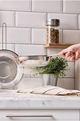 S/s Protools 24cm Saplı Süzgeç Metalik