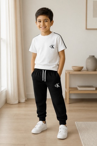 Eray Alp Kids Erkek Çocuk Baskılı Beyaz Tişört Siyah Eşofman Takımı Günlük Rahat Kombin