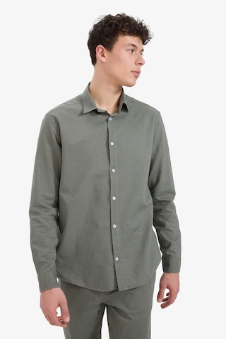 DeFacto Regular Fit Polo Yaka Keten Yazlık Uzun Kollu Gömlek E1729AX25SPKH422