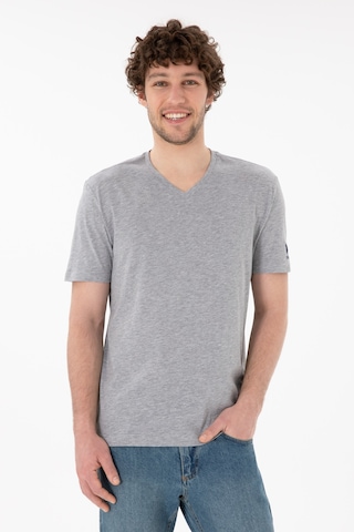 U.S. Polo Assn. Erkek Regular Fit V Yaka Gri Melanj Basic Tişört 50305858-VR086