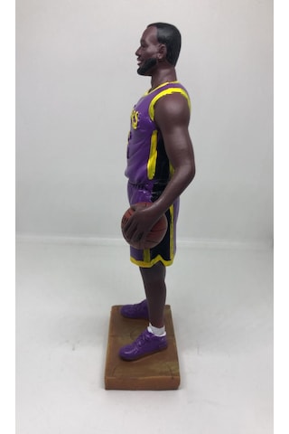 Lebron James "the King" - Los Angeles Lakers Figürü 6 Numara