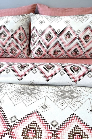 Tek Kişilik Ranforce Nevresim Takımı Lastikli Çarşaflı Bohemıan Pudra