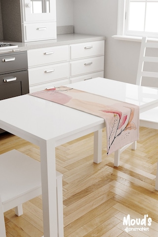 Çiçek Sanatı Desenli Baskılı Süet Runner Masa Örtüsü