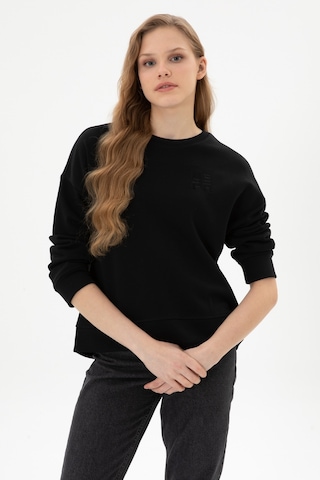 U.S. Polo Assn. Kadın Siyah Bisiklet Yaka Basic Sweatshırt 50313565-VR046