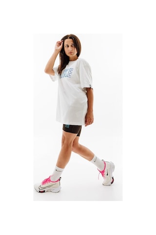 Sportswear Utility Graphic Kadın Beyaz T-shirt Fj4931-121 Beyaz