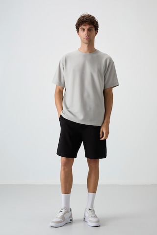 Tommy Life Air Jones Erkek Oversize 0 Yaka T-shirt 88379 001