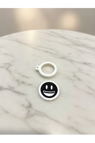 Mini Emoji Apple Uyumlu AirTag Kılıfı - Gizli Takip Tutucu Anahtarlık 3d Baskılı, Beyaz/siyah Şık Tasarım Glnyz