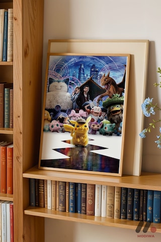Pokemon Dedektif Pikachu Poster, Ahşap Çerçeveli Duvar Tablosu - Anime Severlere Özel Hediye
