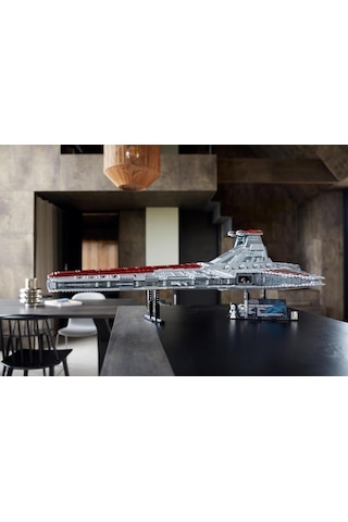 LEGO 75367 Venator Sınıfı Cumhuriyet Saldırı Kruvazörü