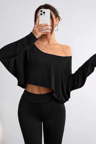 Kadın Düşük Omuz Kayık Yaka Oversize Uzun Kollu Crop T-shirt Siyah