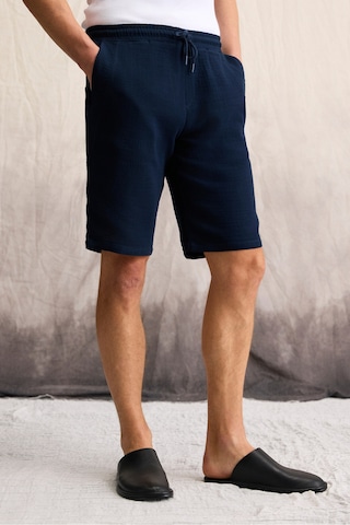 Grımelange Jens Erkek %100 Pamuk Müslin Kumaş Yanları Cepli Slim Fit Dar Kesim Lacivert Şort
