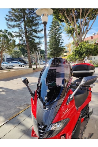 Motocam Gilera Nexus 500 Ön Cam 2004-2008 Model 58cm Siyah Renkli 4mm