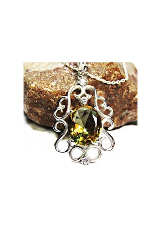 Gümüş Zultanit Oval Taşlı Desenli Kolye