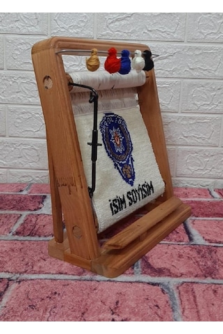 100tel Polis İsim Motifli El Dokuması Hediyelik Minyatür Halı Çok Renkli