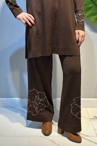 Lale Butik Kolları Ve Paçası Taş İşleme Detay Sıfır Yaka Triko Takım 17019 Kahverengi