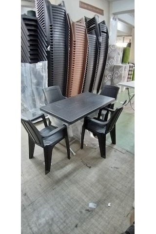 Netbazaars Kaliteli Plastik Katlanır Masa - Bahçe Ve Balkonlarda Kolay Kulla Koyu kahverengi