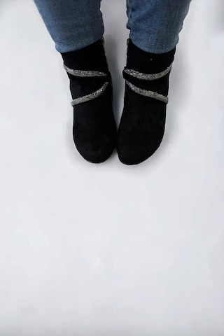 Lk Süet Topuklu Fermuarlı Parlak Cizgi Detaylı Bot Siyah