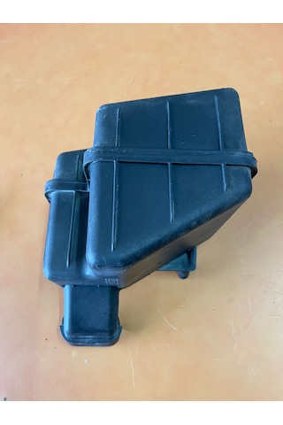Ford Escort 1.8 1999-2003 Hava Filtre Rezeratör Kutusu