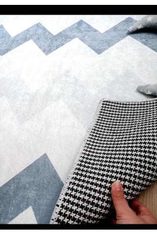 Zig Zag, İndirimli, Makinede Yıkanabilir, İnce, Dokuma Tabanlı, Çocuk Odası Halısı Çok Renkli