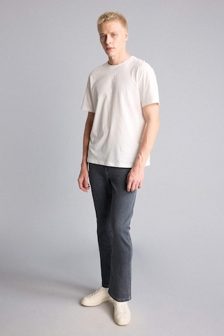 Defacto Sergio Regular Fıt Normal Bel Boru Paça Düz Paça Jean Pantolon E7266ax26smnm55 Gri-nm55