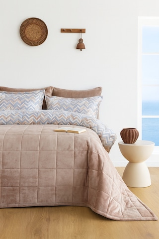 Wellsoft Kapitone Yatak Örtüsü Seti Çift Kişilik Hardy İndigo Lacivert