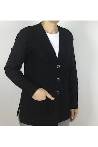 Önü Düğmeli Cepli Yünlü Kısa Anne Hırka Siyah