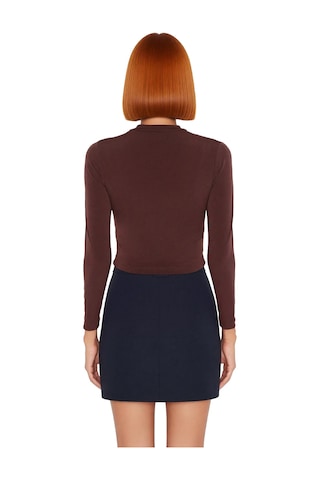 Ersefa Stil Kadın Fitted Vücuda Oturan Kol Büzgülü Esnek Bluz Crop Örme Kahverengi