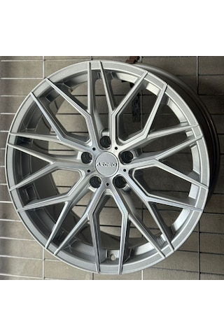 5 112 19 9.5 Et45 Ch73.1 Hyper Black Arceo Valencia Jant