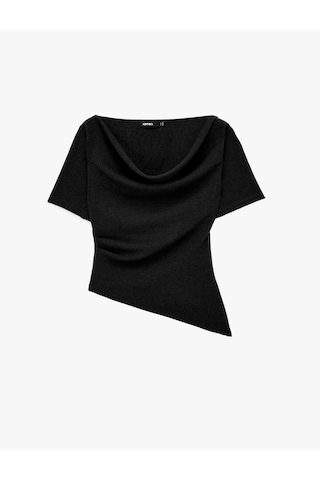 Koton Krep Kumaş Slim Fit Kısa Kollu Degaje Yaka Asimetrik Tişört Siyah 6sak50393ek