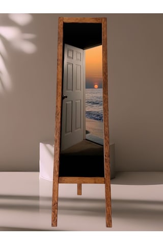 Ayaklı Ceviz Renk Boy Ayna Ceviz