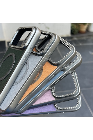 Apple iPhone Uyumlu 17 Pro Max Uyumlu - Simli Magsafeli Kamera Çevresi Taşlı Yanları Silikon Kılıf Mor