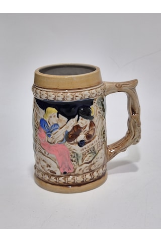 Vintage Tankart Kabartmalı İnsan Ve Doğa Tasfirli Alman Seramik Bira Bardağı 11,8cm 004