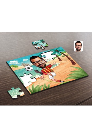 Kişiye Özel Sarı Kırmızı Futbolcu Karikatürlü Ahşap Puzzle-1