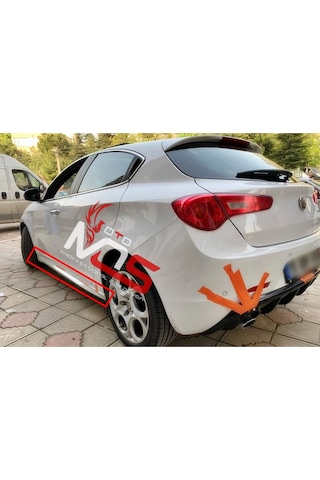 Alfa Romeo Giulietta R Marşpiyel Takım Fiberglass Boyasız
