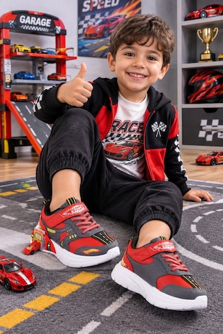 Mini Bonito Erkek Çocuk Ortopedik Garaj Tabanlı Spor Ayakkabı Çift Metal Arabalı Tasarım Füme
