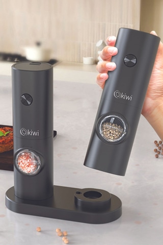 Pilli Işıklı Tuz Karabiber Değirmeni Otomatik Baharat Öğütücü 2li Paket Siyah