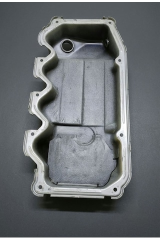 Ford Escort Cvh 1,6 Cl Karbüratörlü Külbütör Subap Kapağı 1980 - 2001 94sf 6582 Aa -