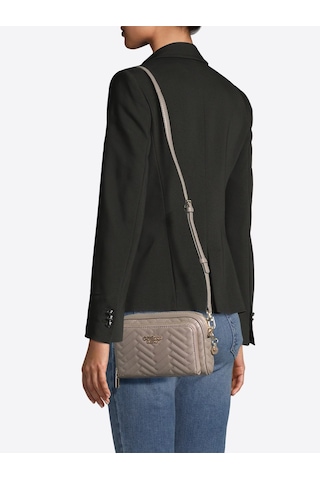 Guess Anning Kapitoneli Mini Kadın Çapraz Çanta Hwqg9508140 Vizon